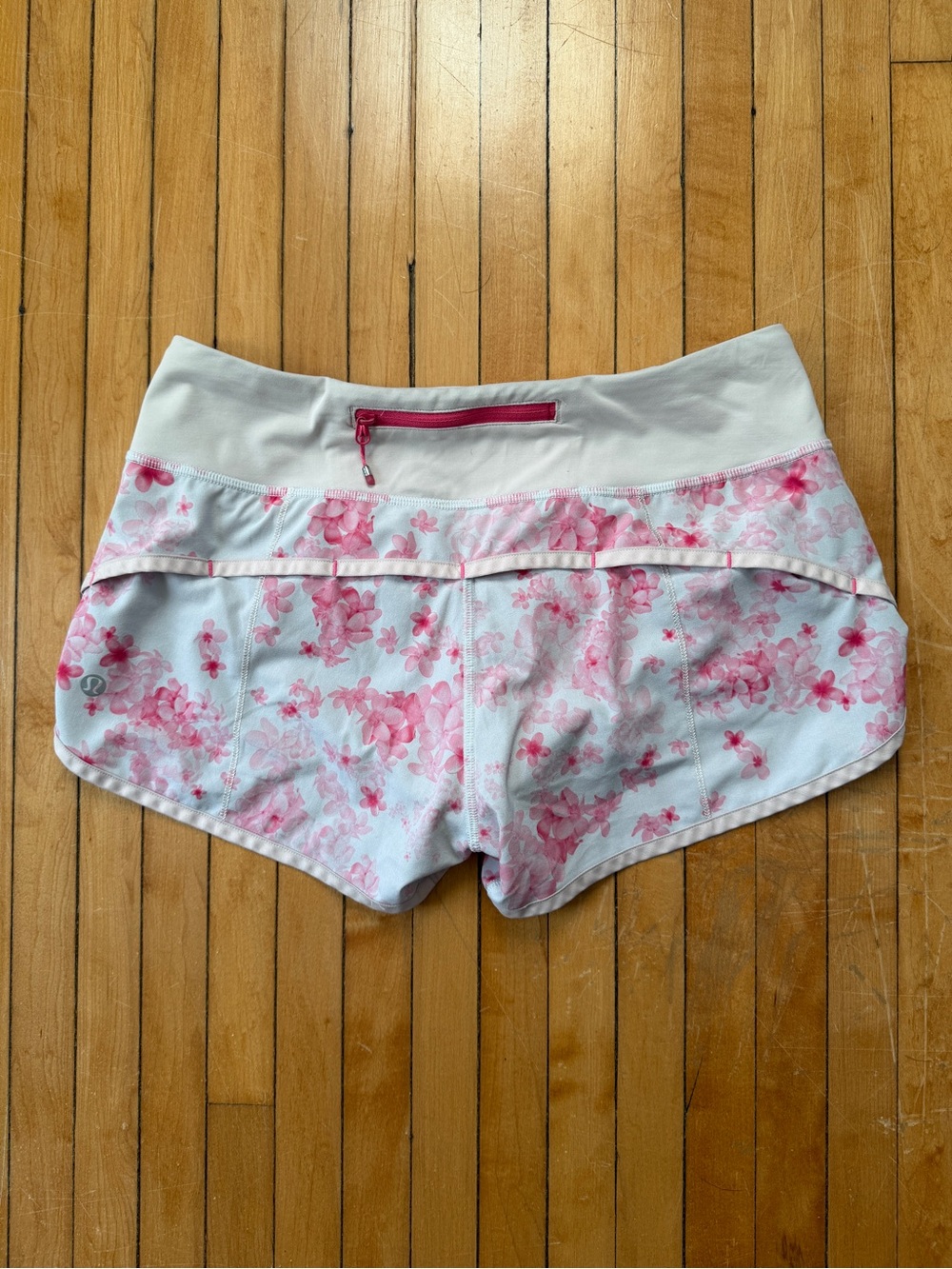 Lululemon Blossom Spritz Pink Blossom Floral Running Lined Shorts Women’s Sz. 4